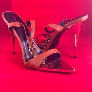 Brand New Gold Anklet Brown Heels